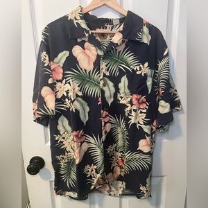 Floral Black Hawaiian Silk Blend Shirt Men’s Medium